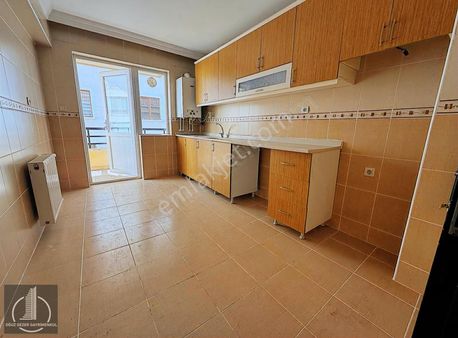 **oğuz Gezer Gayrimenkul'den Merkezi Konumda Fırsat Dairesi**