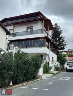 Alim Emlaktan Eşsiz Deniz Manzaralı 7 Oda 3 Salon Tripleks Villa