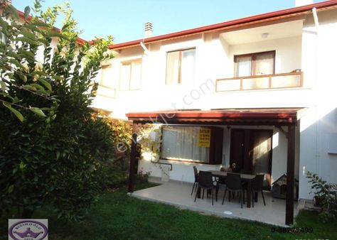 Yalova Elmakentte Özel Tasarım 2banyolu Verandalı Eşyalı Deluxe Villa