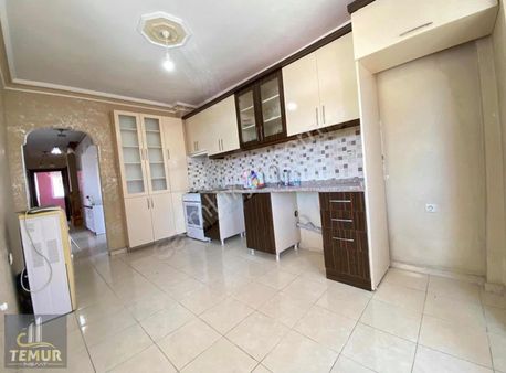 Dünyagöz Yakını Karşıyaka Mah. Katta Tek 5+1 Satılık Dublex 190