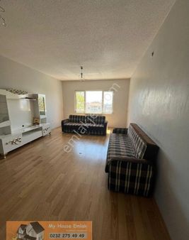 Buca Aydoğdu'da Doğa Manzaralı Üniv. Yakını Kiralık 3+1 Daire