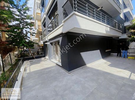 Emek Mahallesi Sıfır Teras Özelliği Tek Satılık 2+1 Daire