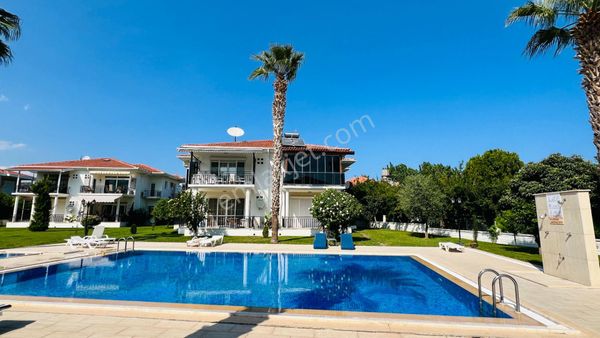 Kemer Çamyuva Bölgesinde Muhteşem Site İçinde Zemin Kat 2+1 Daire Uzun Süreli Kiralık