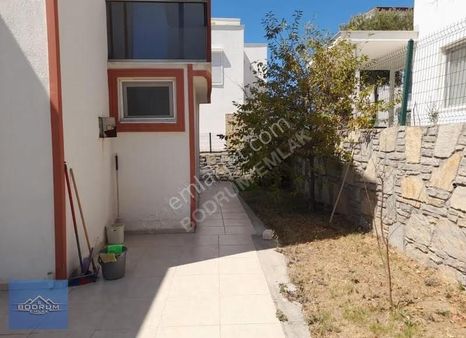 Hem Deniz Hem Göl Manzaralı Villa