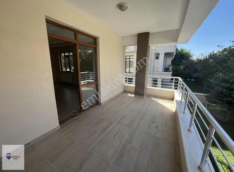 Remax Dem'den Ergenekon Mahallesinde 3+1 Kiralık Daire