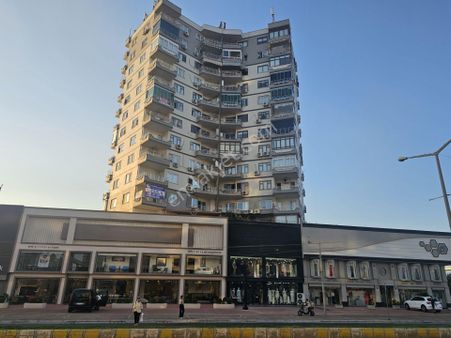 Mersin Mezitli Atatürk Mah. Gmk Blv. Cepheli Satılık 4+1 Daire