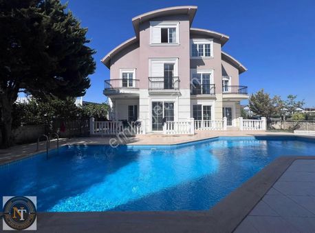 Belek Granada Arkasında 3+1 Tripleks Villa