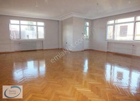 Adakale Bölgesi Geniş Sokak 6+2 Üst Dubleks Satılık Daire