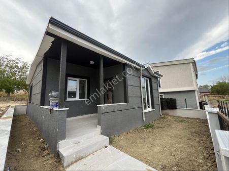 Çetinkaya Dan Satılık Tek Katlı Villa