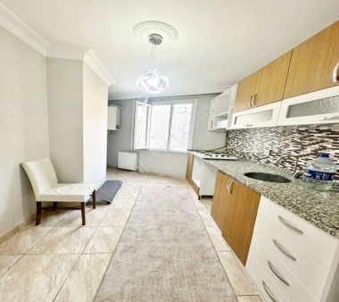 Esenyurt Kıraç Battalgazi Mah. 1.kat 110m2 Çift Balkonlu 2.545.000 Tl