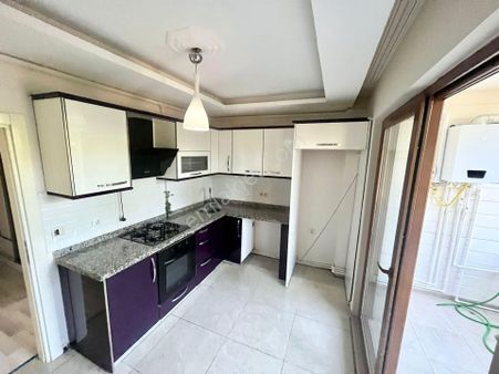 Yükselden Doğa Manzaralı Ayrı Mutfak Ebeveyn Banyolu 3+1 Daire