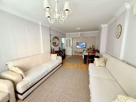 Güneşli Mah.izmirpark Ve Egepol Hast.yakını Masrafsız Daire