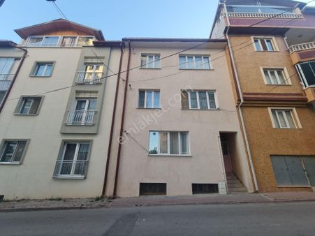 Kabze Emlaktan Sivas Merkez Mısmılırmak Mah.de 3 Katlı Satılık Bina