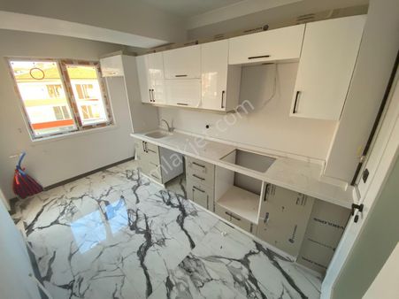 Ty'den Stada Yakın 2+1 Çift Asansörlü Katta Muazzam Daire