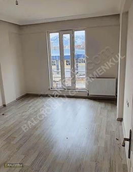 Balcıoğlu'dan Alaylar 2 Gazi Okul Yakını Satılık 3+1 Ara Kat