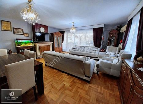 Bayramoğlu Mah Balkonlu Geniş Temiz Ferah 3+1 Satılık Daire