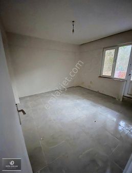 Tatlukuyu Mah E-5'e Yakın Ferah Masrafsız 3+1 Balkonlu Kiralık