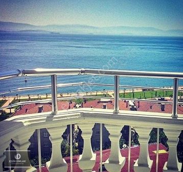 Darıca'da Deniz Manzaralı Geniş Satılık Daire