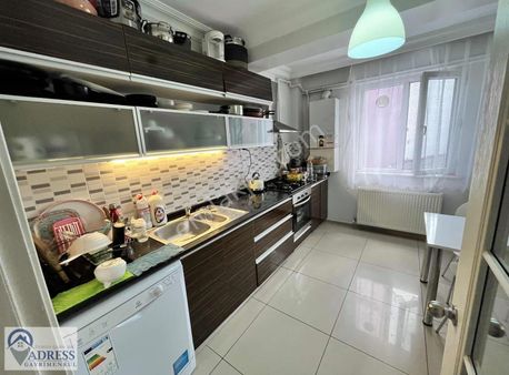 Adress'den Ataşehir Yenişehir Mah.4+1 Net 135 M2 Satılık Daire