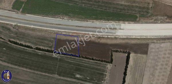 Güvenay - Çorum İskilip Yolu Üzeri Satılık 3363 M² Tarla