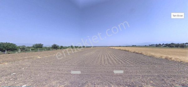 Menderes'te ( Tek Tapu ) İmara 2 Km Satılık Tarla