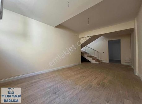 Bağlıca'da Satılık Villa 4+2