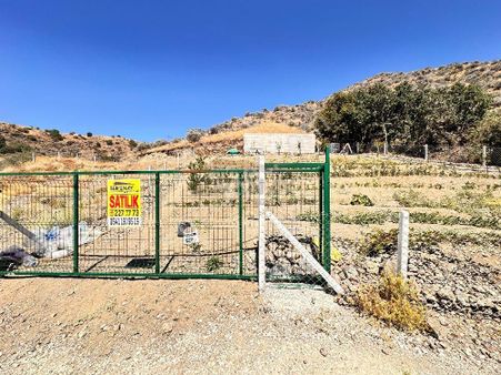 Güvenay - Çorum İskilip Yolu 10. Km Dana Deresi Bölgesinde 500 M² Satılık Bahçe!
