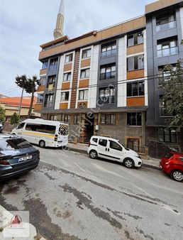 Gazi Mah.1347.sk 4+2 Ayrı Girişli İskanlı Caddeye 2 Dk Dubleks..