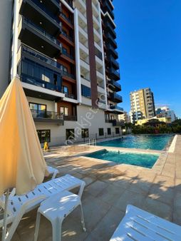 Erdemli Tapu Caddesinde 3+1 Havuzlu Ultra Lüx Satılık Daire...