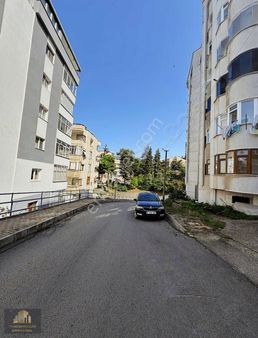 1 Nolu Beşirli Mahallesinde Deniz Manzaralı Kiralık 2+1 Daire