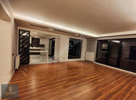 Civandan Vegabahcede Balkon Keyfi 4+1