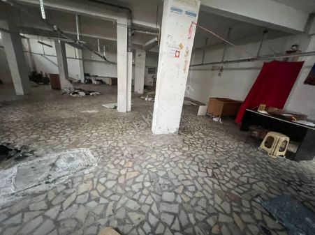 Bahçelievlerde 200 M2 Geniş Her İşe Uygun Dükkan