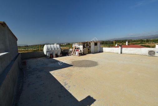 Emin'den Havaalanı Yakını Müstakil Bahçeli Bina