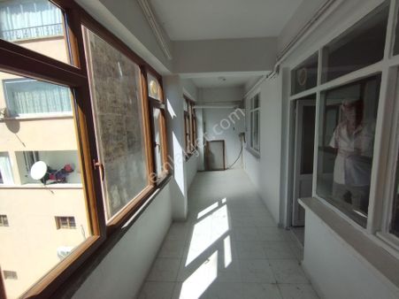 Alihan G.m.den Rızaiye Mah.de Atapark Karşısı Satılık Kapalı Otparklı Hasarsız Daire