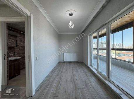 Buraktan 2 Bloklu 7/24güvenlikli Sitede 6+1 Emsalsiz Yaşam Alanı