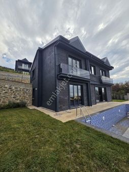 Şile Akçakese'de Müstakil Havuzlu Villa