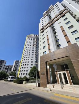 Bursa Modern Sitesinde Peyzaj Manzaralı 2+1 Daire