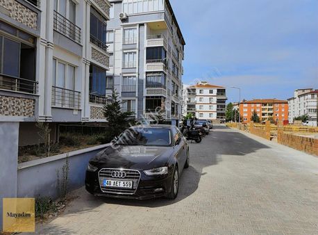 Mayadan İstasyonda 3+1