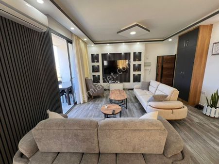 Girne Lapta'da Merkezi Konumda Zemin Kat Bahçeli Satılık Yeni 3+1 Daire !!