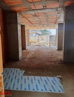 Evgör Emlak'dan Çiğdem Caddesi Üzerinde Satılık Dükkan