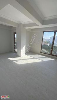 Petrol Yolu Ana Cadde Üzeri 3+1 Dublex