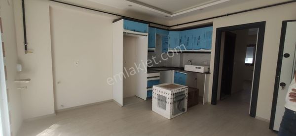 Çiğli Balatçık' Ta Eşyasız Kiralık 1+1 Daire