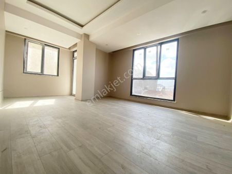 Chn Group Hastane Yakını İskanlı Asansörlü 2+1 Ara Kat