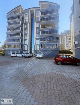 Derya Caddesinde Çift Girişli Dubleks Daire