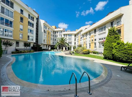 Eyüp Göktürk'te İst. Cad. Üzeri Sitede 2+1 150m2 Kiralık Arakat