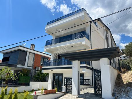 Güçlü Kardeşler Altınoluk'ta Lüks 3+1 Full Manzaralı Dublex