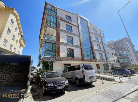 Dikmen 3 Balkonlu, Manzarılı Daire