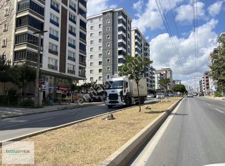 Tozluemlaktan | 19 Mayıs Bulvarına 1 Sokak 100 M² Dükkan