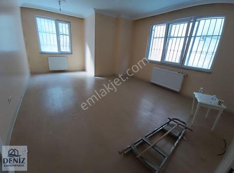 Deniz Gayrimenkulden Cep Otogar Tramvay Yakın Butik Site Kiralık