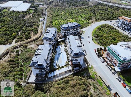 Alanya Oba Mevkiinde Satılık Site İçerisinde Full Aktiviteli